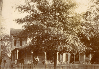 Moster Irma ? i England.