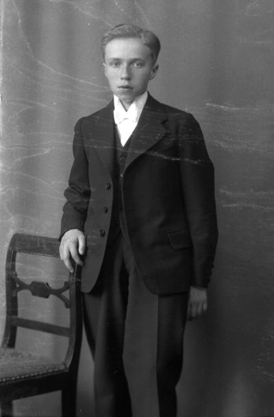 Olle Karlsson
konfirmand



Dok.080422/RS