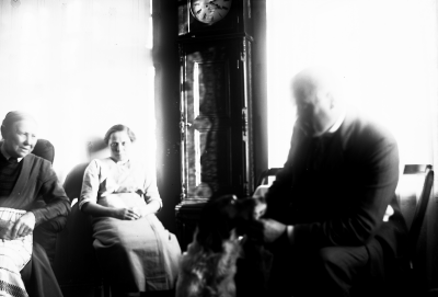 Från vänster: Beda Forsell dottern Ingeborg och sonen Arvid