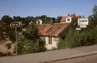 Skomakeri S.Andersson
E. Karlsson Skomakare, Karlsson på fatet

090416/KG