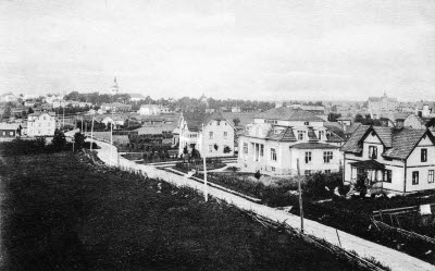 Östra Tullportsgatan omkring 1915. Huset till höger Gunnar Larssons sedan Beijers bostad, nuvarande ägare Hjelte.
