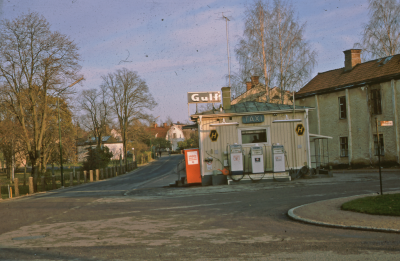 Gamla taxistation 
Parkgatan / Kampgatan 

090518/KG