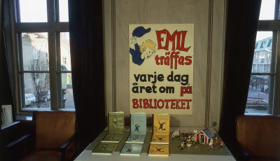 Emilutställning på Rådhuset

090401/KG