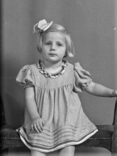 Fru Hugren?   (flicka)



Dok.080402/RS