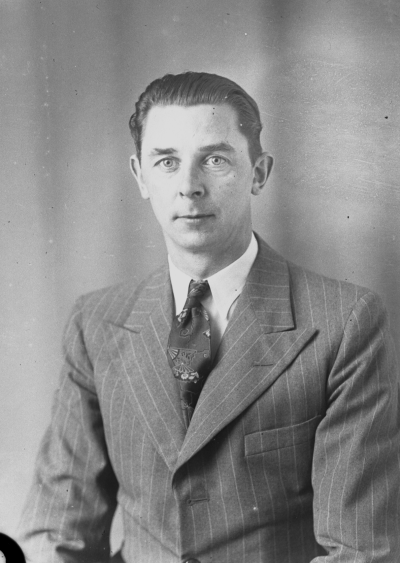 Handlare Andersson



Dok.080429/RS