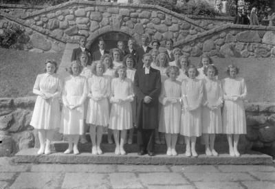 Pastor Hultmans konfirmander



Dok.080701/RS