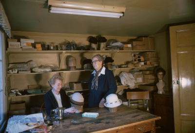 Modist i arbete 

090512/KG