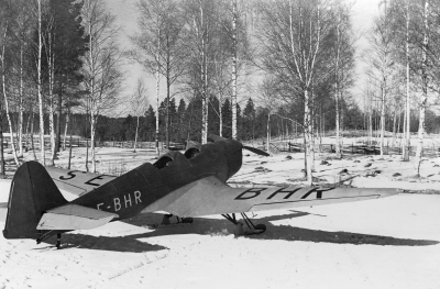 Flygplanet "Klemm" i Vimmerby. Ägare Beyron Milton med flera.  