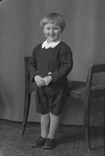 Ebba Jonsson (gosse)  
Totebo



Dok.080422/RS