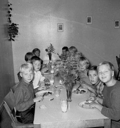 Skolfest

Dok.110328/KG