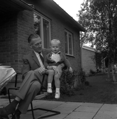 Hos Nils Nicander
Thorvald Eriksson och Claes Nicander

Dok.110201/KG