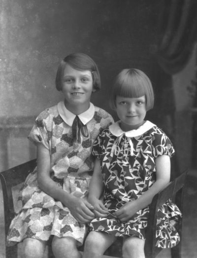 Isakssons  barn



Dok.080602/RS