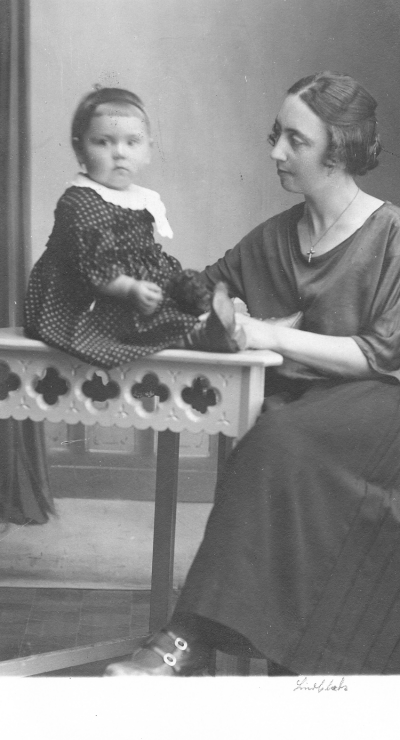 Kerstin Holmvall och dotter