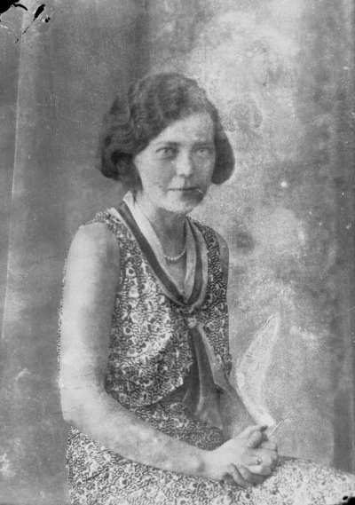 Fröken Eriksson, Vimmerby.



Dok.080219/RS
