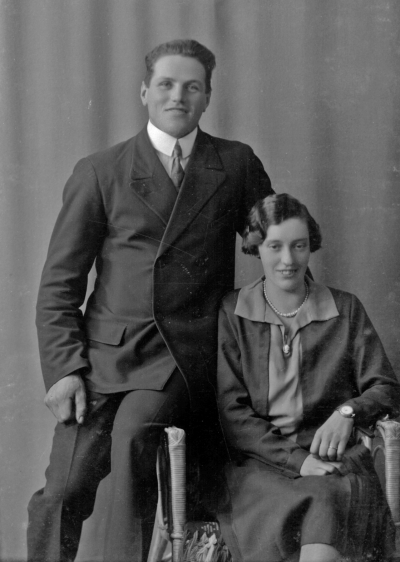 Elna Svensson, 
Målebo.



Dok.080402/RS