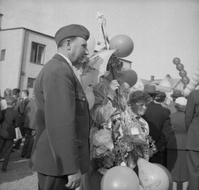 Skola
- student -

Dok.110401/KG