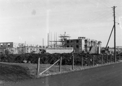 Byggandet av Capella / Stjärnhusen

Dok.100526/KG