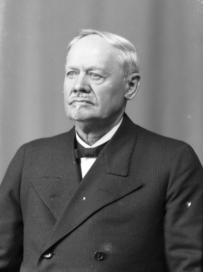 Predikant Gustafsson



Dok.080602/RS