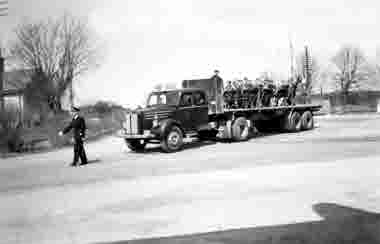 Parad
Scania - trailer med blåsorkester
Västra Tullen 