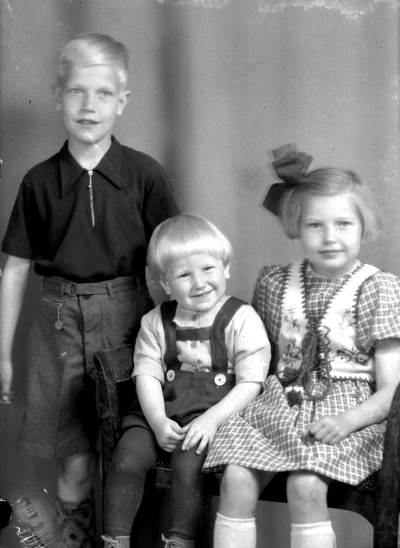 Lundbergs barn



Dok.080422/RS