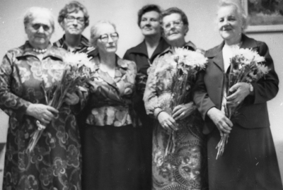 Föreningar.   Fr.v. Ella Elg, Anna Friberg-Nilsson, Maud Sjöblad,  Birgit Andersson, Lisa Lind, Aina Svensson        