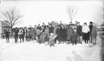 Samskolegrupp på utflykt till Grägarp. 4. Henrik Hansson, Grägarp.
