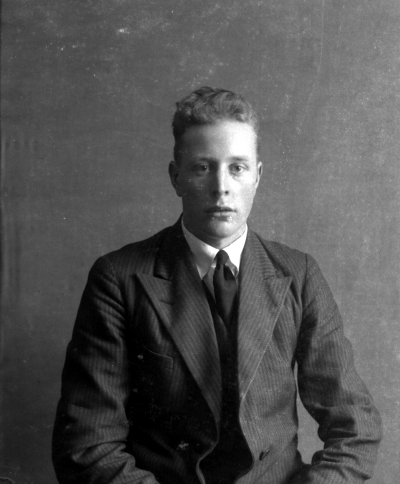 Alvar Karlsson



Dok.080422/RS