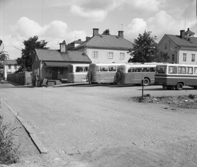Kyrkogårdsgatan

Dok.110511/KG

Busstation sommaren 1974.  T.E.