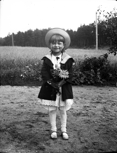 Birgit Stjärnqvist          U.F.