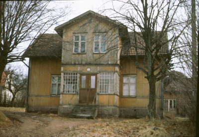 Hus nr 30

090402/KG