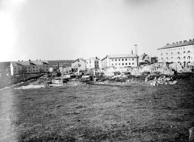 Vimarhem bygges 1940.   T.E.
Bondebygatan 