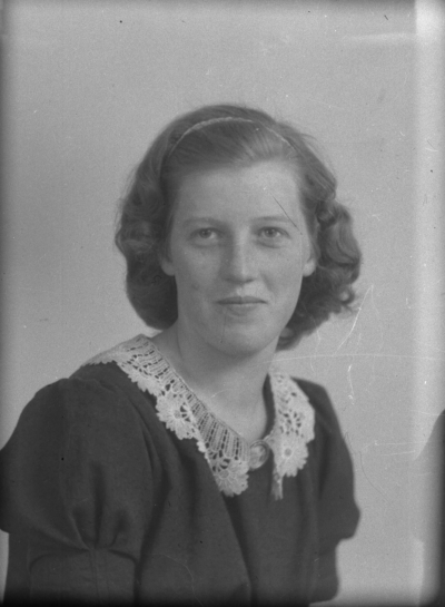 Erna Lindblad



Dok.080402/RS