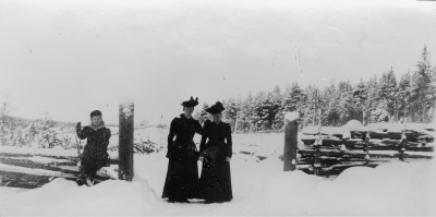 Från vänster  1. Anna Runqvist  2. Göta Tisell  3. Anna Runqvist ( Oskarshamn ).   