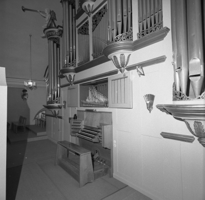 Kyrkan orgeln

Dok.110623/KG