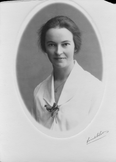 Eva Svensson Lundgren, Rosenhill.          