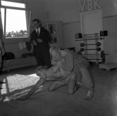 Brottning

Dok.110616/KG