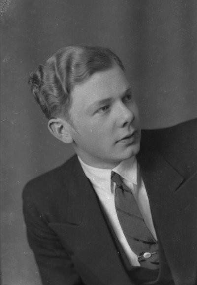 Herr Rosell



Dok.080402/RS