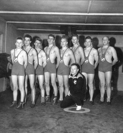 Allan Gustafssons egen dokumentation: "Fyrstadslaget Ljungby år 1959.  Björn Karlsson, Sven-Inge Nilsson, Sören Almkvist, Lars-Inge Eklund, Hans Algotsson, Bengt Lind, Allan Gustafsson, Ivan Brandstedt, Tage "Botte" Jonsson."