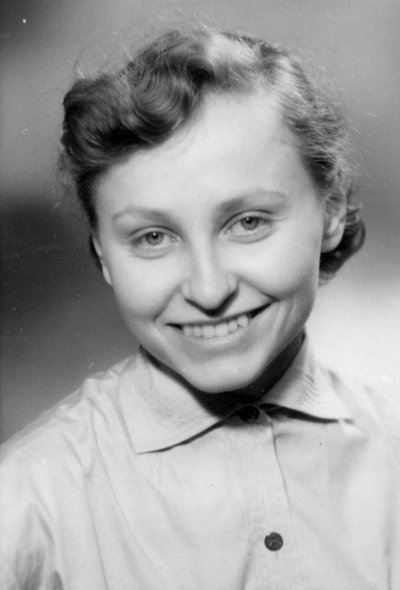 Elvy  gift med Willy Pettersson flyttade till Norge.        