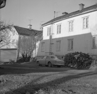 Kyrkogårdsgatan 
husen revs i samband med bygget av stadshuset 1975

Dok.110623/KG