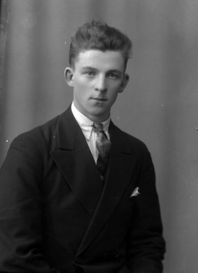 Erik Söderholm



Dok.080407/RS