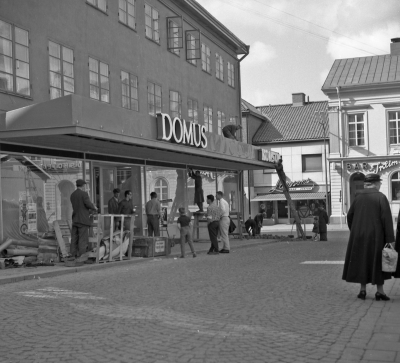 Domus byggs vid torget

Dok.111019/KG