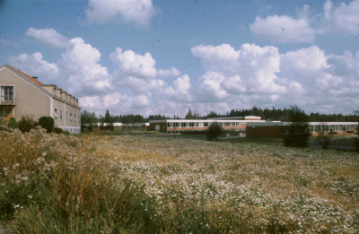 Vimarskolan 
Folkhögskolan t.v.

090428/KG