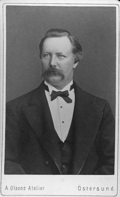 Stadsläkaren Kurt ( Knut ) ? Alfred Hernblom, f. 1840.