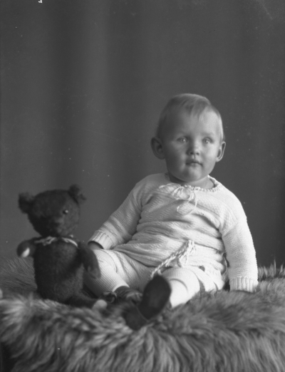 Fru Hallberg (barn)



Dok.080515/RS