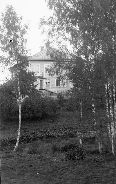 Hällebacka 

Många av bilderna i mappen Hällebacka kan lika gärna vara tagna kring Lidhem Locknevi.