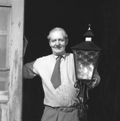 Ragnar Liljegren konstsmide

Dok.110627/KG