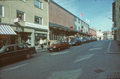 Sevedegatan 
Åhléns 
Barkstams 
Bladhs

090402/KG