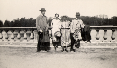Sven Bodfors, Brita Wahlberg, Ester Karlberg, Erik Wahlberg
Malmö 1923

Dok.090701/SJ