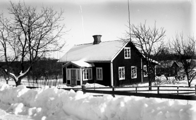 Daneborg mellan Väderums station och Danevik i Tuna socken